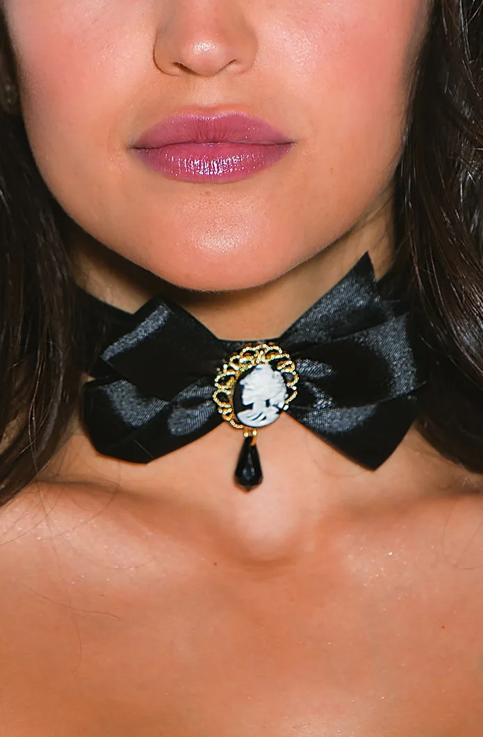 image 2 of Shirley of Hollywood 970 Lace Choker with Skull Cameo - Black